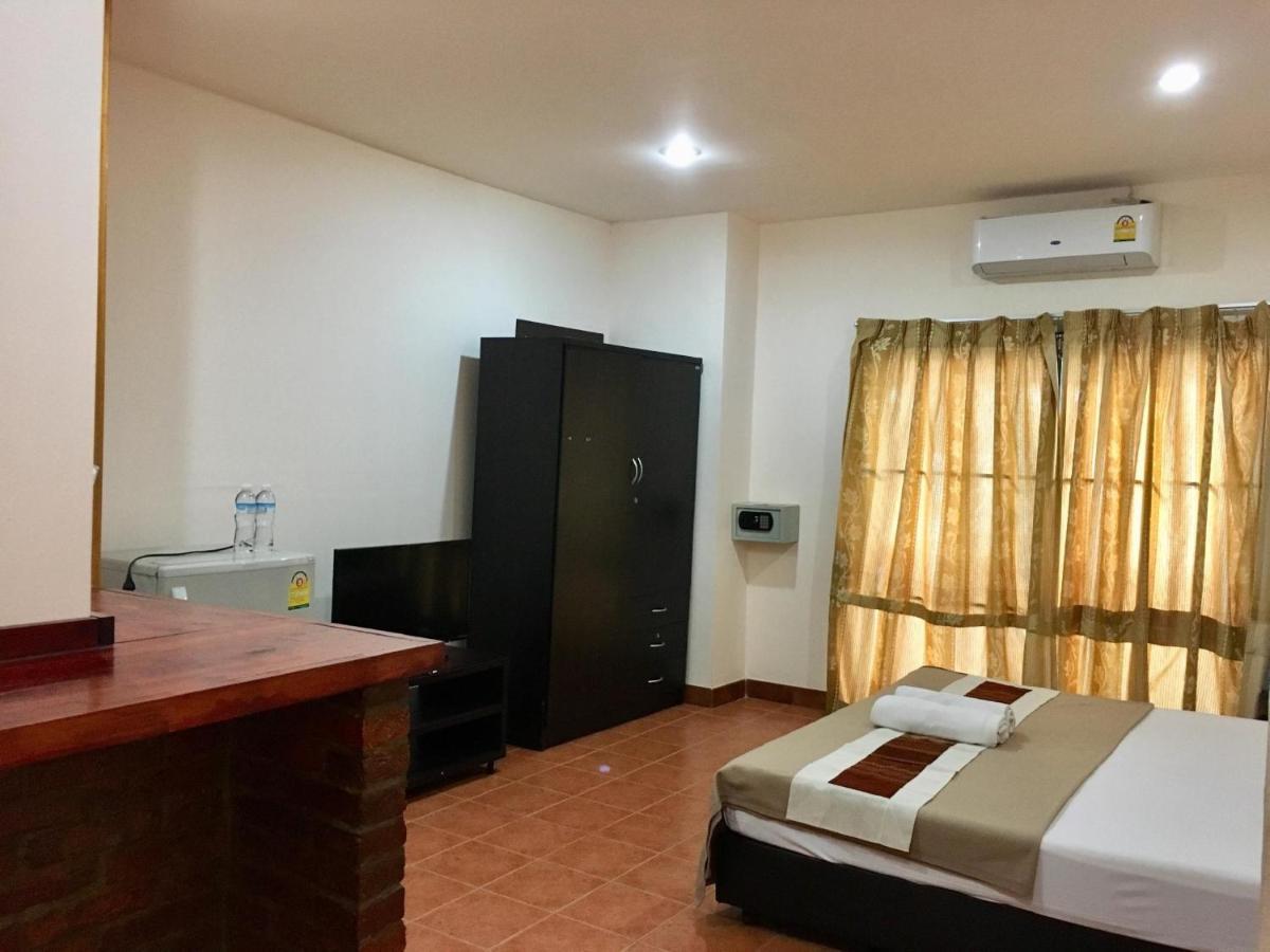 Anchana House Bãi biển Jomtien Ngoại thất bức ảnh